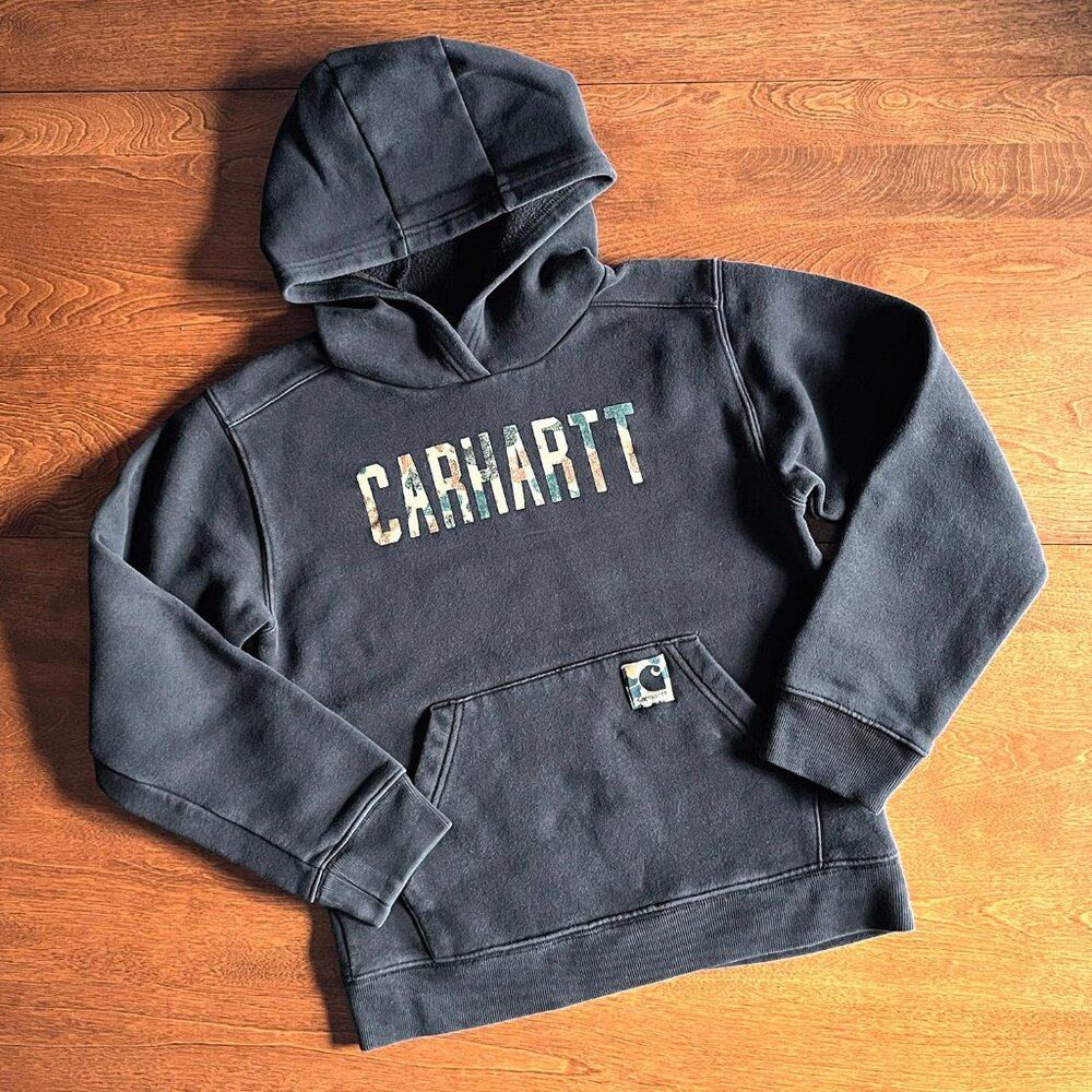 Carhartt black hoodie with camo lettering M 10-12